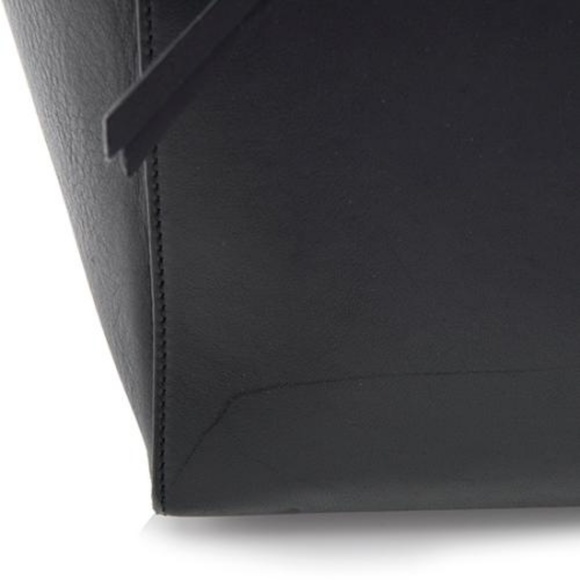 SOLD Céline Small Black & Beige Calfskin Belt Tote - Picture 8 of 8